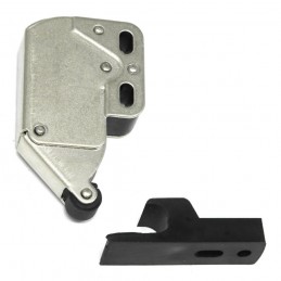 Zatrzask meblowy niklowany - czarny TIP-ON do frontów bezuchwytowych mod. 30